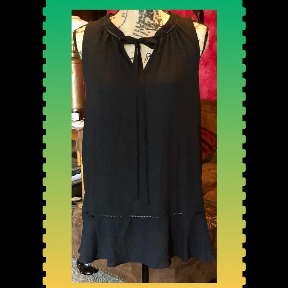 Black Sleeveless Top